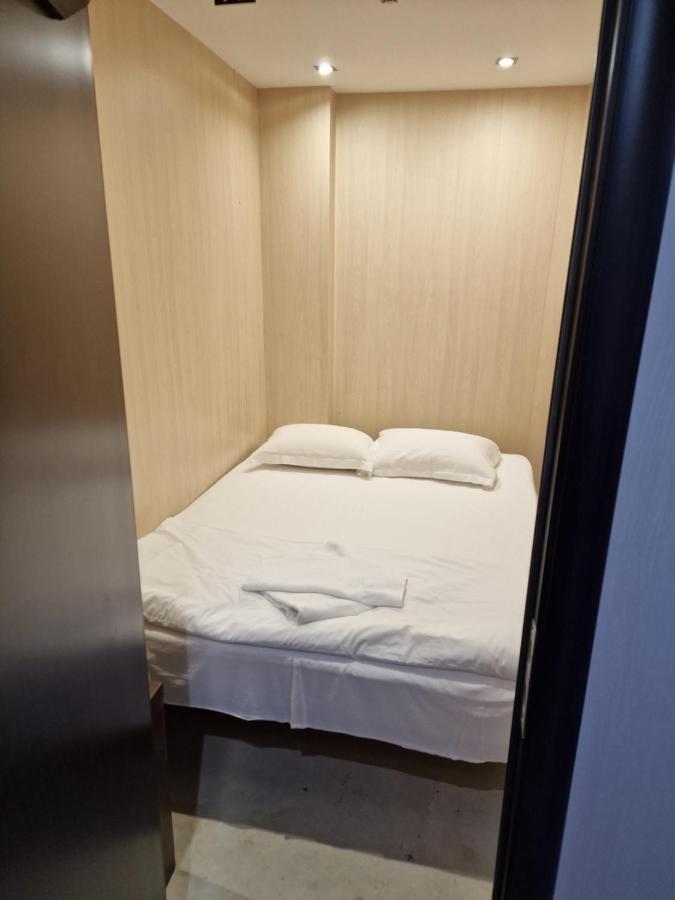 Marelis Sea Hostel 바르나 외부 사진